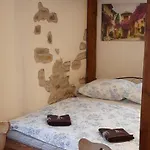 Atelier Spojovaci Apartment