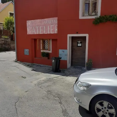 Atelier Spojovaci * Český Krumlov