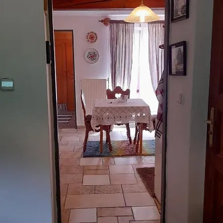 Atelier Spojovaci Апартаменты Чески-Крумлов