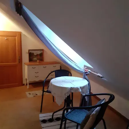 Atelier Spojovaci Апартаменты Чески-Крумлов