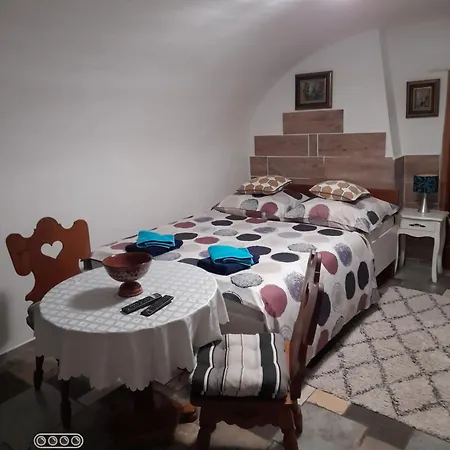 شقة Atelier Spojovaci *