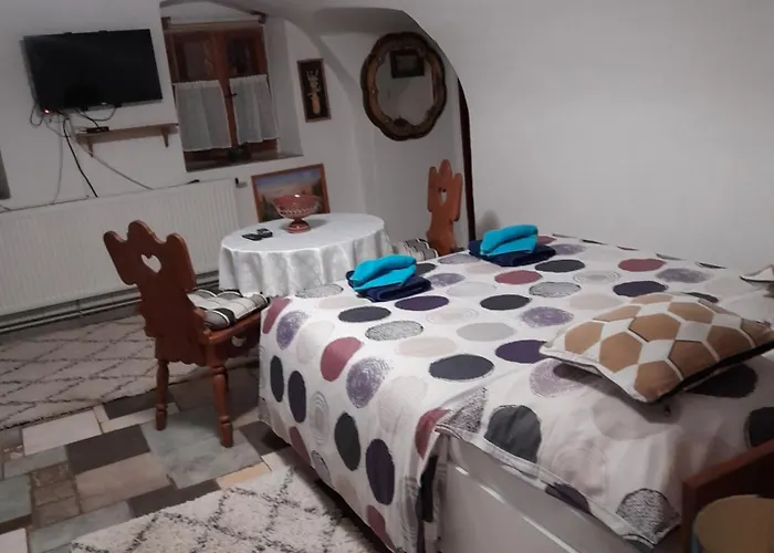 Atelier Spojovaci * Czeski Krumlow